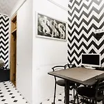 Katerynynska Street 3-bedrooms *