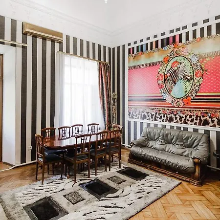 Katerynynska Street 3-bedrooms Daire Odessa