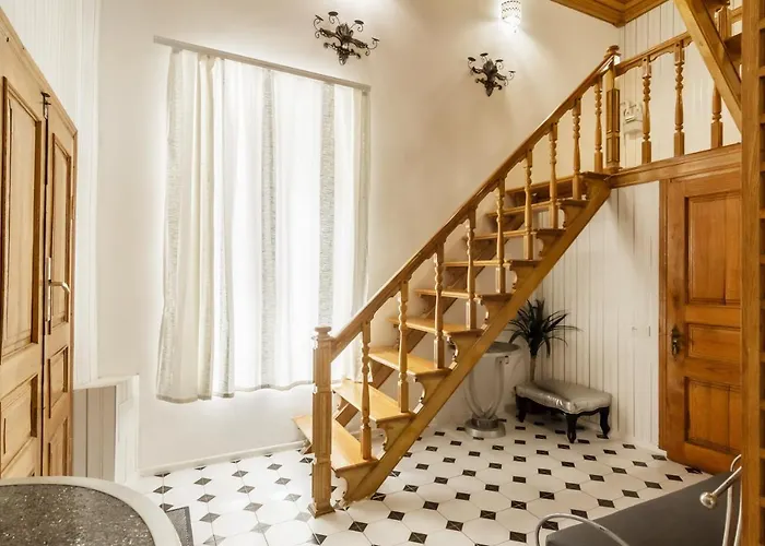 Katerynynska Street 3-bedrooms Одесса