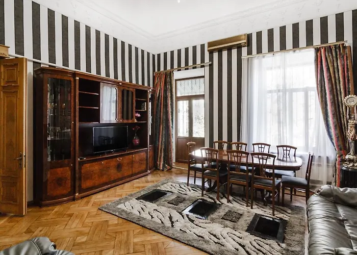 Апартаменты Katerynynska Street 3-bedrooms Одесса