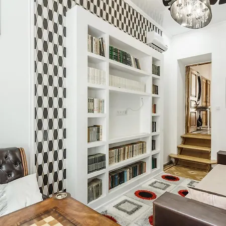 Katerynynska Street 3-bedrooms アパート *