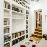 Katerynynska Street 3-bedrooms *