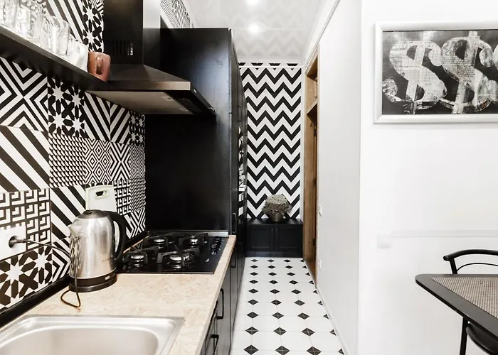 Katerynynska Street 3-bedrooms Daire