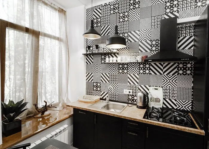 Katerynynska Street 3-bedrooms * Odessa